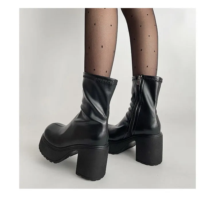 Aiertu Goth Gothic Chunky Platform Ankle Boots Women Autumn Patent Leather Motorcycle Boots Woman Plus Size 43 Thick Bottom Shoes