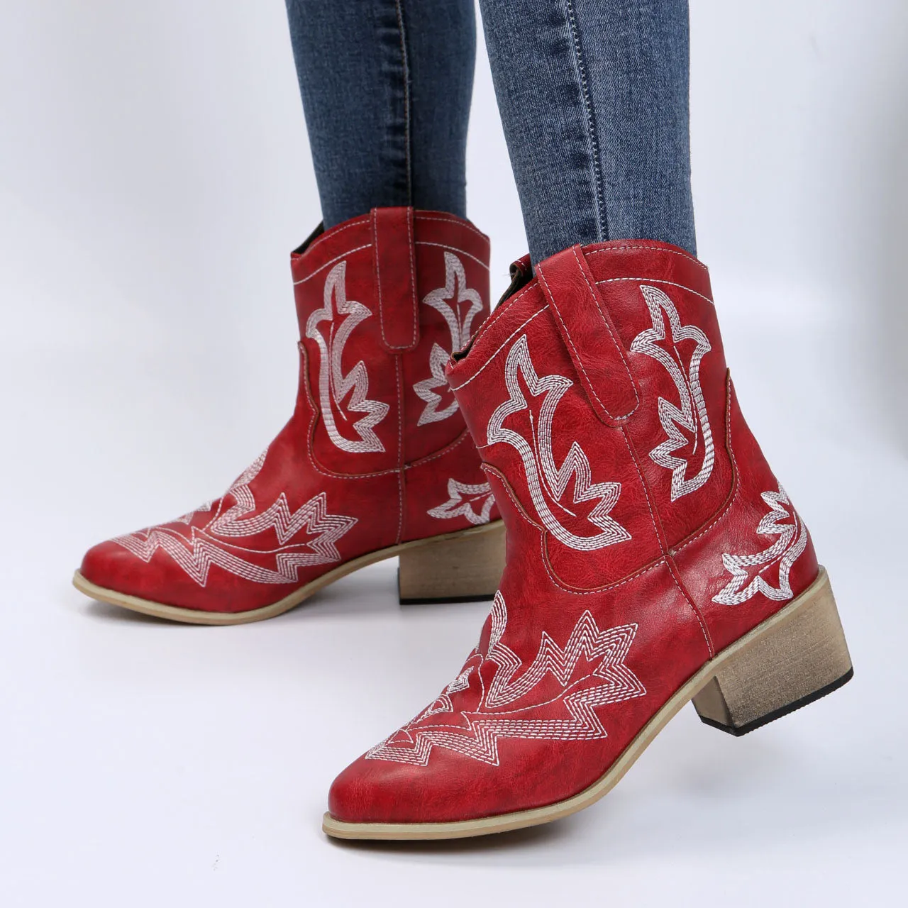 elveswallet Embroidered Floral Chunky Heel Martin Boots